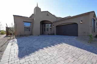 Photo #1: 6140250 Listing 