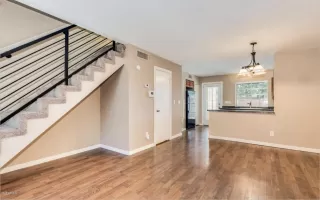 Photo #2: 6140356 Listing