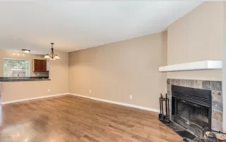 Photo #3: 6140356 Listing