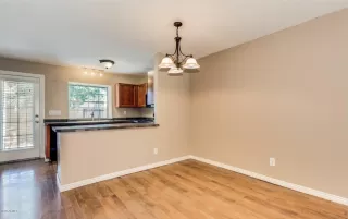 Photo #6: 6140356 Listing