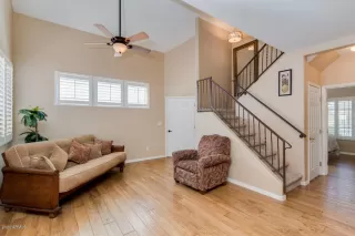 Photo #2: 6140452 Listing