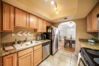 Photo #1: 6140509 Listing