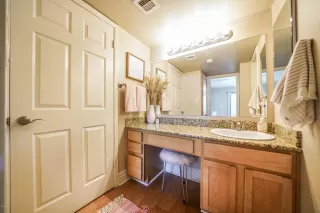 Photo #3: 6140509 Listing