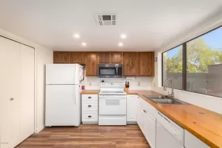 Photo #1: 6140531 Listing