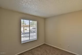 Photo #5: 6140538 Listing