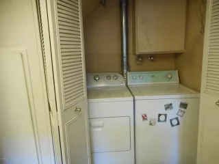 Photo #6: 6140716 Listing