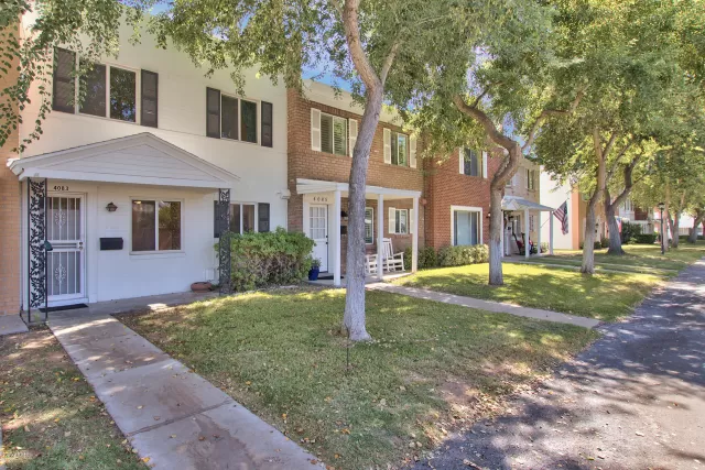 MLS: 6140768 Condo For Sale