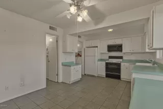 Photo #4: 6140768 Listing