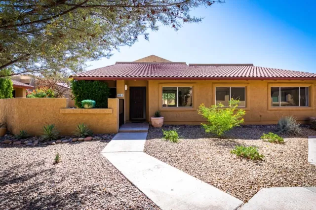 MLS: 6140834 Condo For Sale