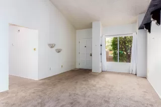 Photo #5: 6140834 Listing