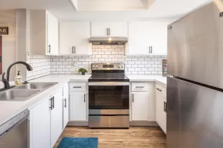 Photo #1: 6140883 Listing 