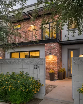 Photo #2: 6140894 Listing