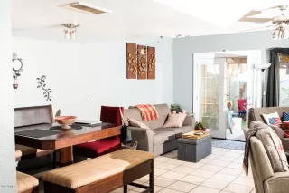 Photo #3: 6141080 Listing 