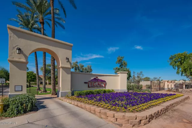 MLS: 6141146 Condo For Sale