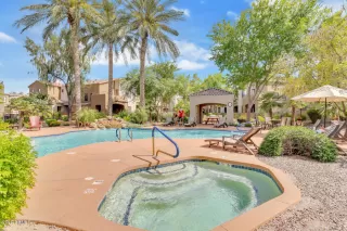 Photo #2: 6141146 Listing 
