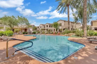 Photo #3: 6141146 Listing 