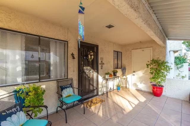 MLS: 6141173 Condo For Sale