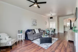 Photo #6: 6141253 Listing 