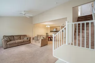 Photo #2: 6141302 Listing