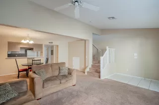 Photo #4: 6141302 Listing