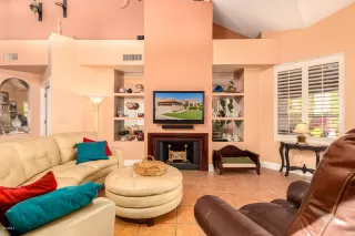 Photo #4: 6141531 Listing