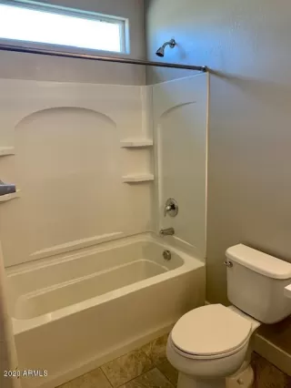 Photo #6: 6141545 Listing