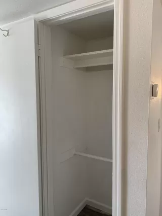 Photo #6: 6141610 Listing 