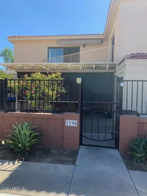 MLS: 6141716 Condo For Sale