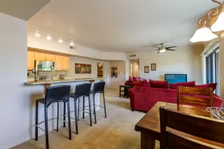 Photo #2: 6141775 Listing