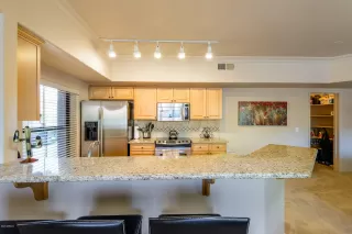 Photo #4: 6141775 Listing