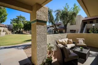 Photo #4: 6141904 Listing