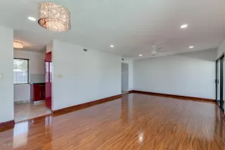 Photo #2: 6142131 Listing 