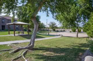 Photo #2: 6142152 Listing