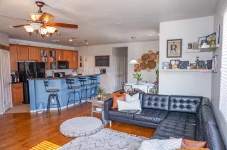 Photo #6: 6142152 Listing