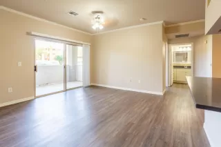 Photo #2: 6142370 Listing 