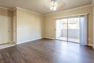 Photo #5: 6142370 Listing 