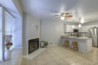 Photo #2: 6142399 Listing