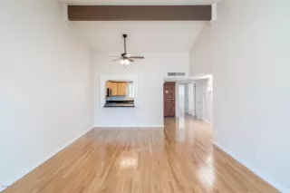 Photo #6: 6142451 Listing