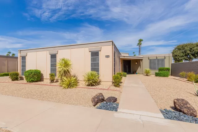 MLS: 6142453 Condo For Sale