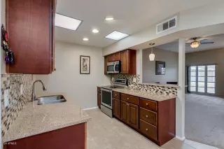 Photo #4: 6142692 Listing 