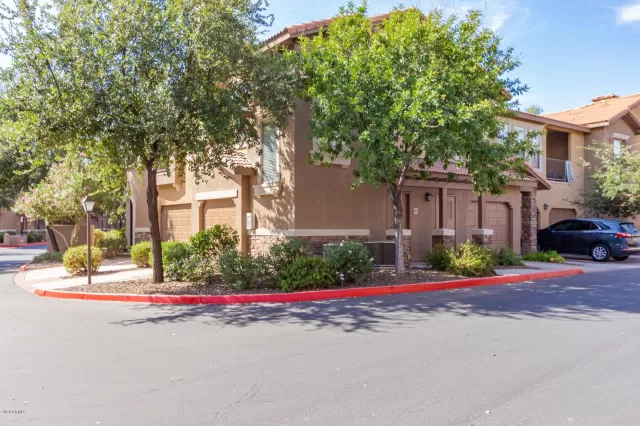 MLS: 6142798 Condo For Sale