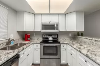 Photo #6: 6142807 Listing