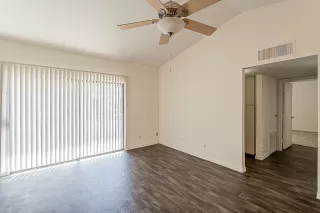 Photo #5: 6142963 Listing