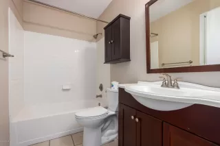 Photo #5: 6142980 Listing