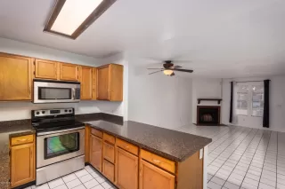 Photo #6: 6142980 Listing