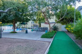 Photo #5: 6143069 Listing