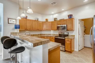 Photo #3: 6143195 Listing