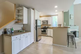 Photo #2: 6143215 Listing