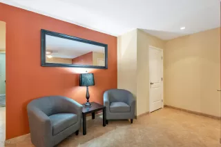 Photo #2: 6143453 Listing