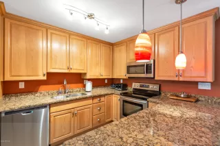 Photo #5: 6143453 Listing